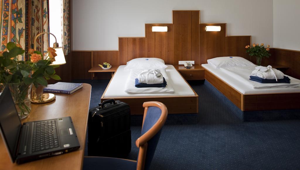 Hotel Paradies Graz Extérieur photo
