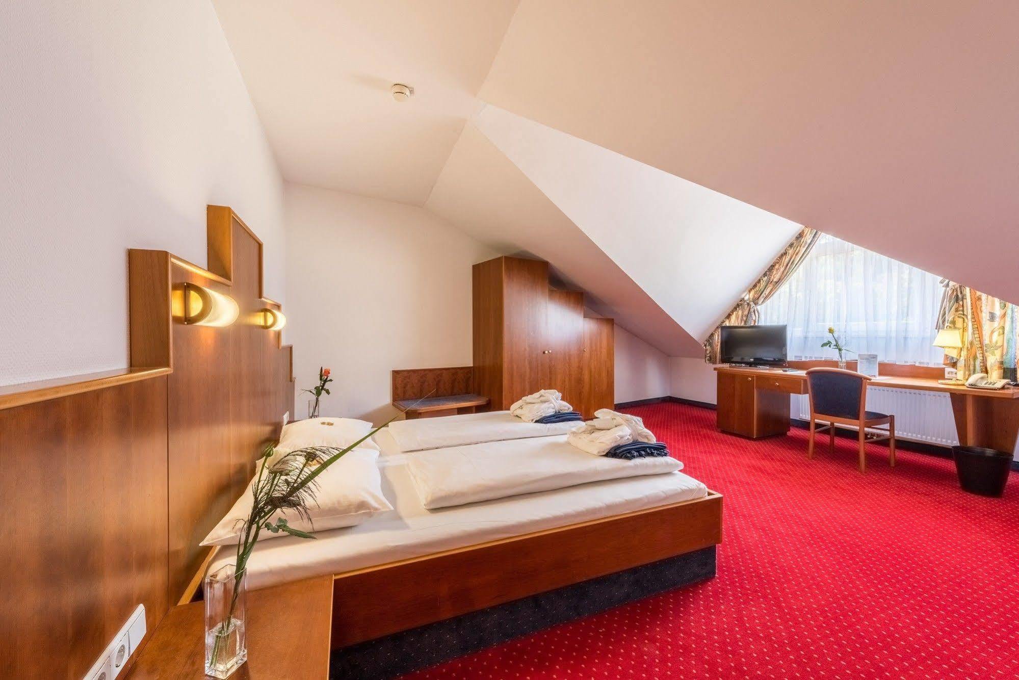 Hotel Paradies Graz Extérieur photo