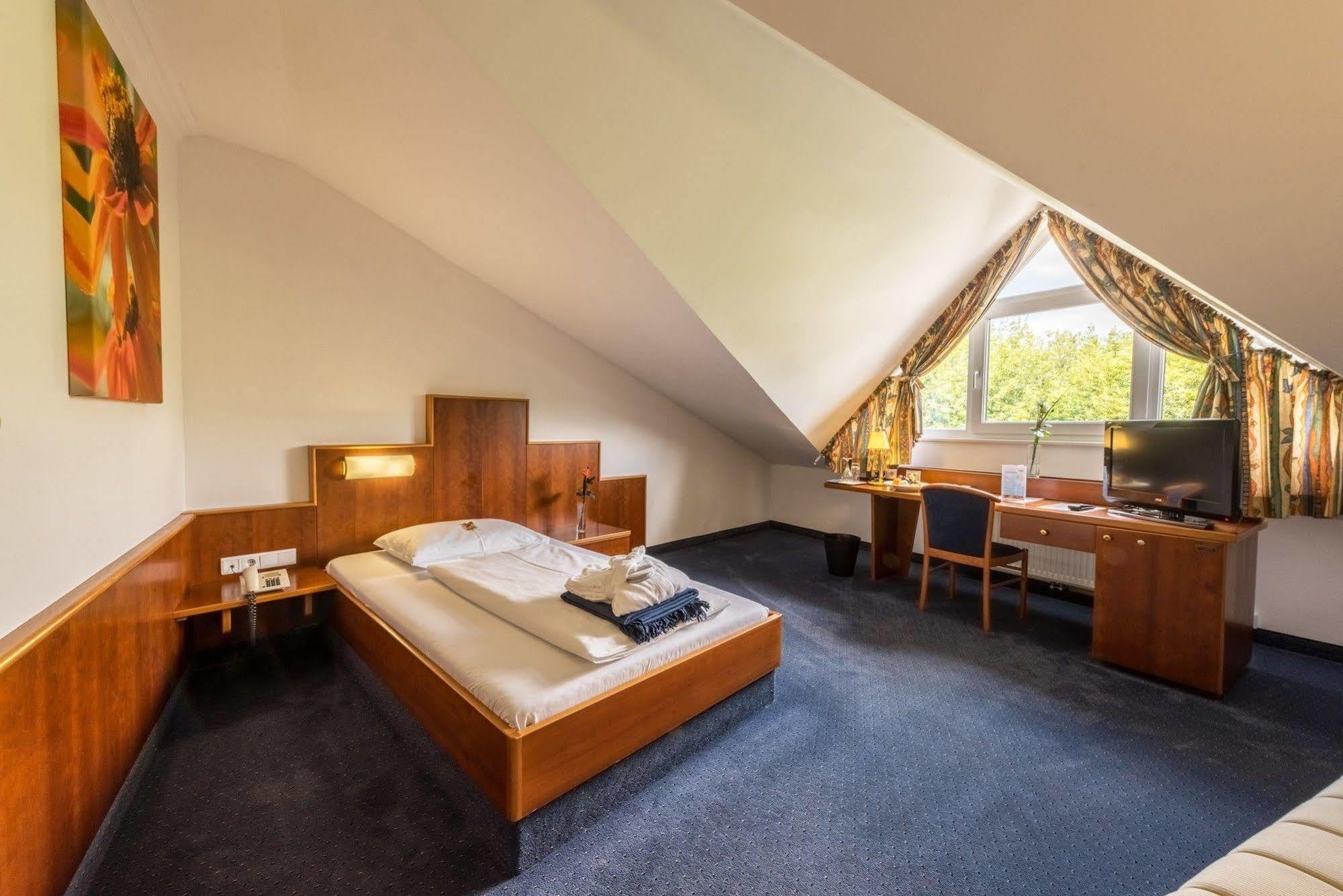 Hotel Paradies Graz Extérieur photo