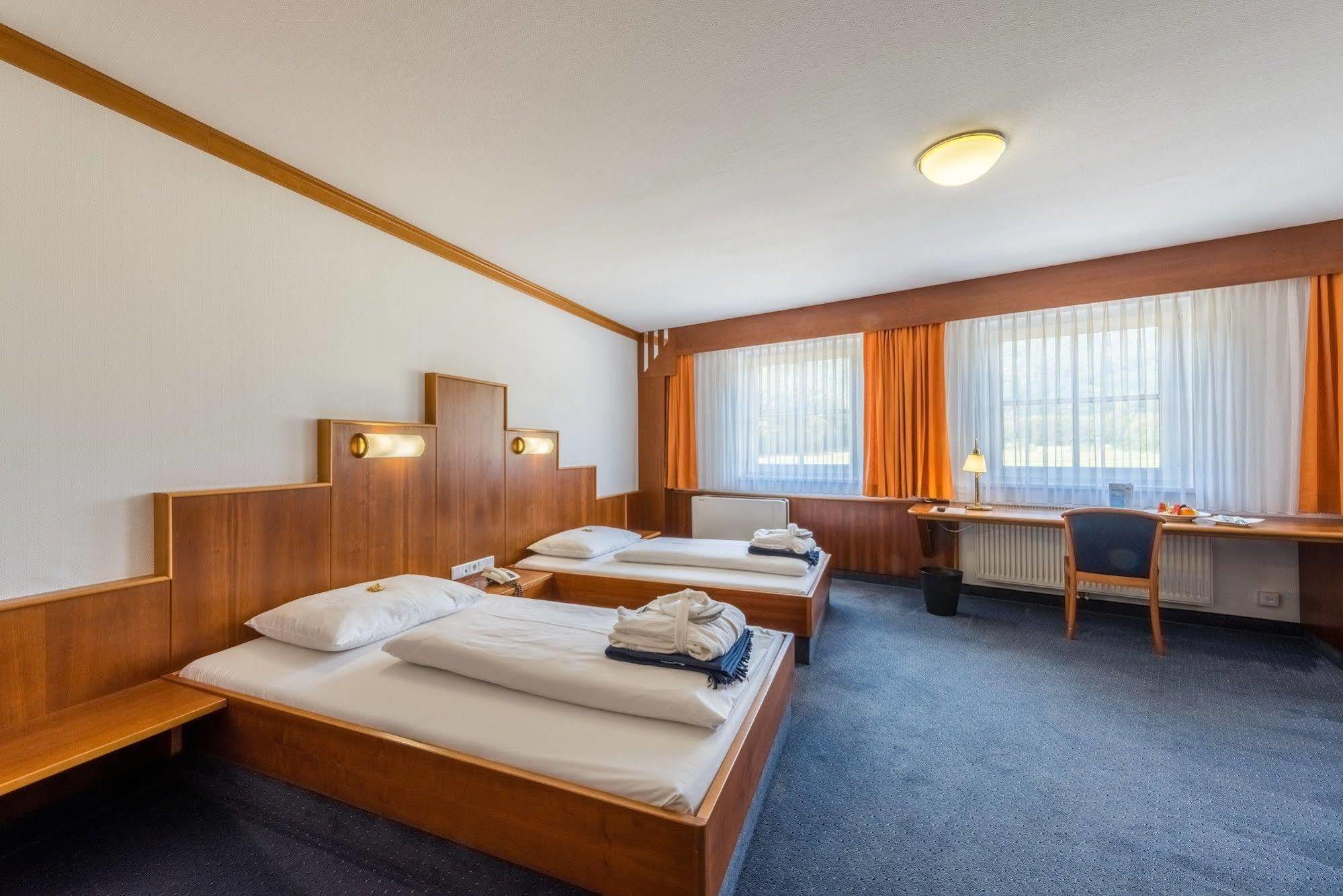 Hotel Paradies Graz Extérieur photo