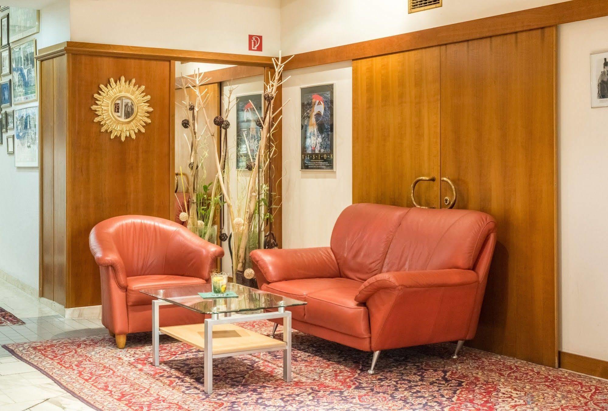 Hotel Paradies Graz Extérieur photo